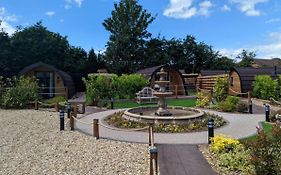 Peacock Lake Glamping